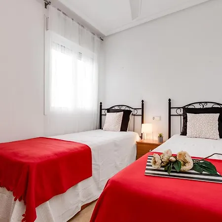 Sunny Casita, Torrevieja, Modern 2 Bed Floor Апартаменты Торевьиа