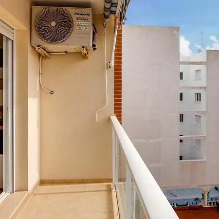 Sunny Casita, Torrevieja, Modern 2 Bed Floor * Torrevieja