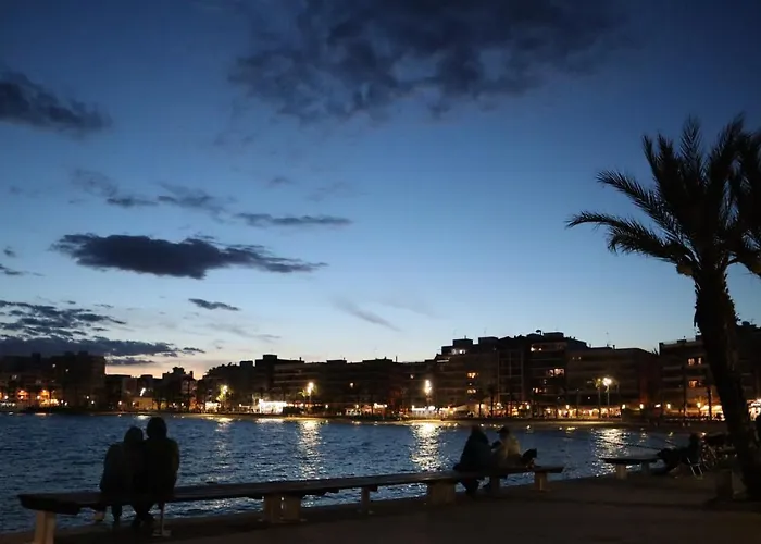 Sunny Casita, Torrevieja, Modern 2 Bed Floor * トレビエハ